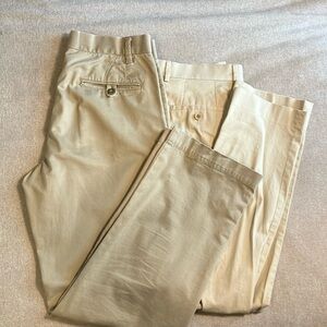 Set of 2 khaki pants 32x32